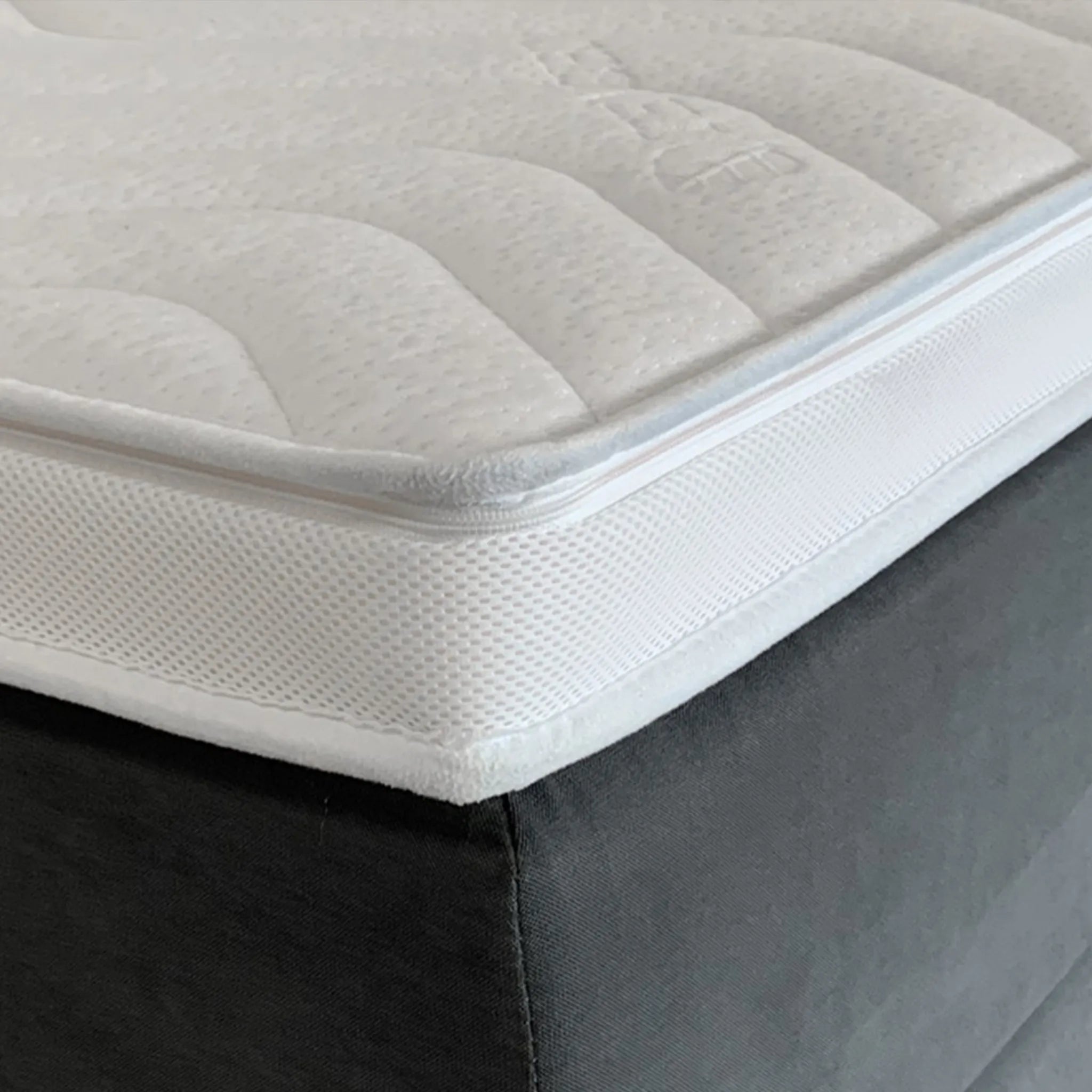 topper_mood_detailaufnahme_tencelrand.webp